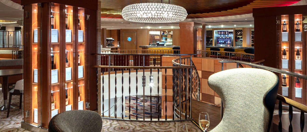 Listen to piano music and enjoy the panorama views at the Crow's Nest, located 30 meters over the ocean