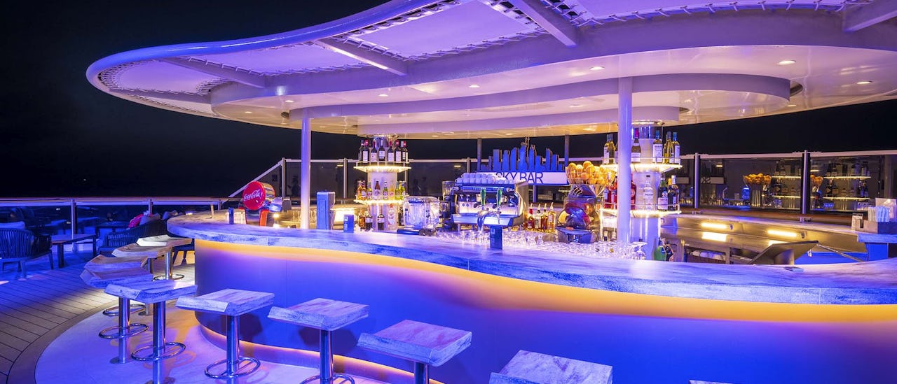 Enjoy a cocktail in the Sky Bar!