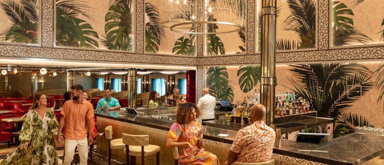 Enjoy a fruity cocktail and listen to swingin’ jazz in Brass Magnolia