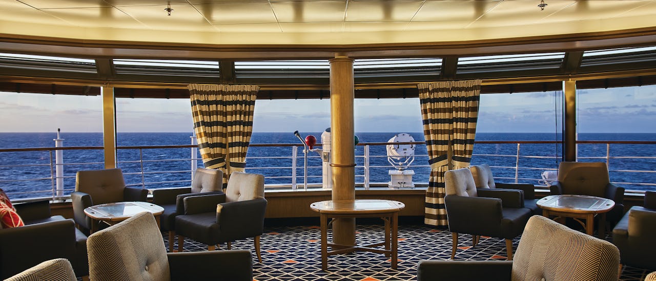 Panoramic windows in Panorama Lounge