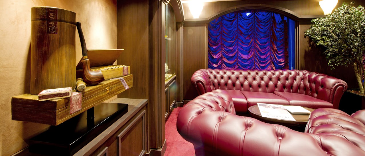 Cuba Lounge Cigar Room