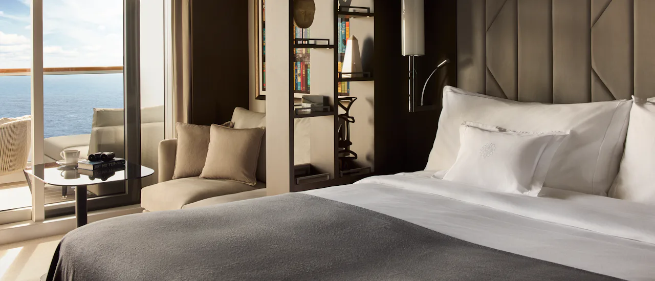 The design the suites has been developed in collaboration with De Jorio and the architectural and interior design studio NenMar