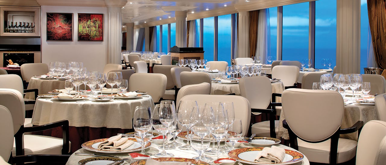 Restaurant Toscana celebrates the passion of Italian cooking, served on specially designed Versace porcelain.