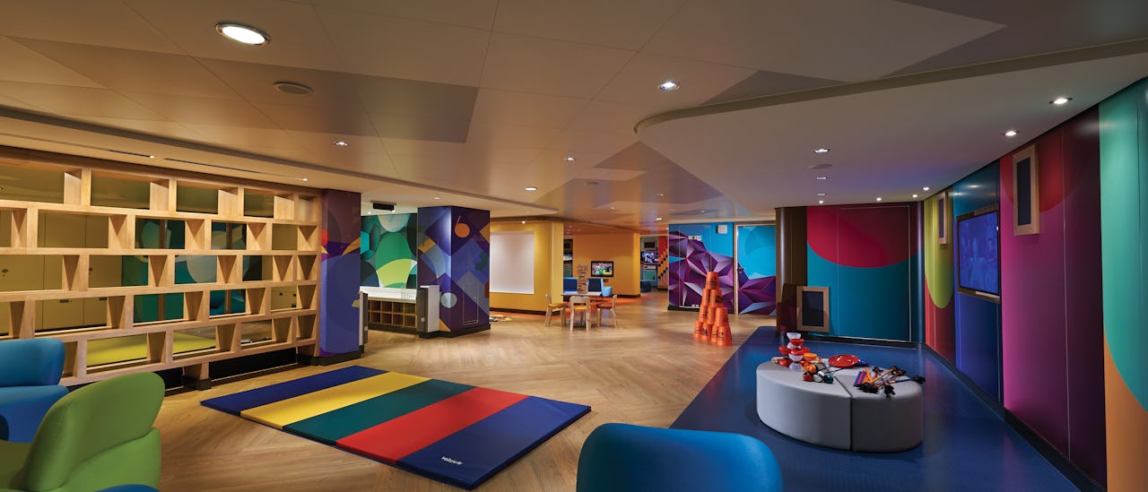 Your kids will have a blast inside Splash Academy where they can enjoy creative play, sports and more!