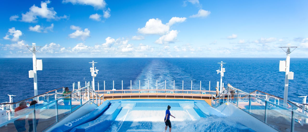 The surf simulator Flowrider