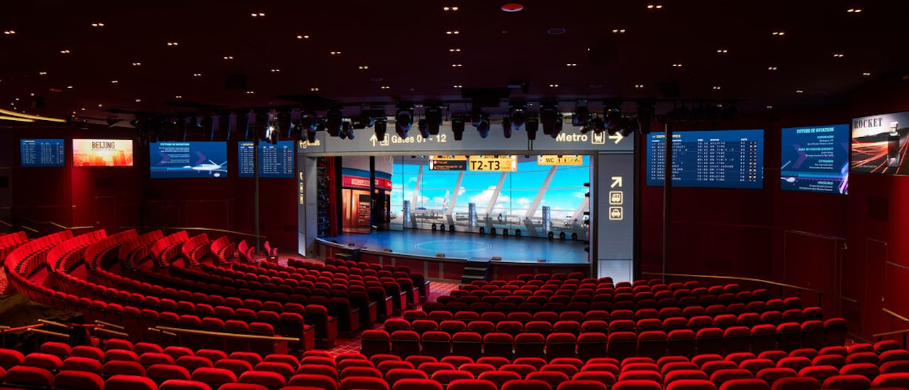 Enjoy fabulous family shows in the two-tier Headliner’s Theatre