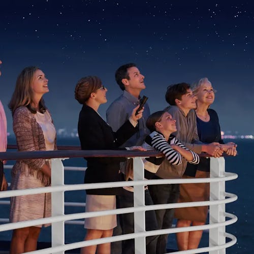 Guests enjoying stargazing and Discovery™ activities onboard Princess Cruises under a night sky